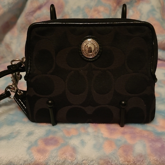Black Coach Women's Wallet - Picture 1 of 4